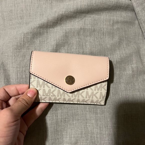 Michael Kors Crossbody set - Picture 4 of 6